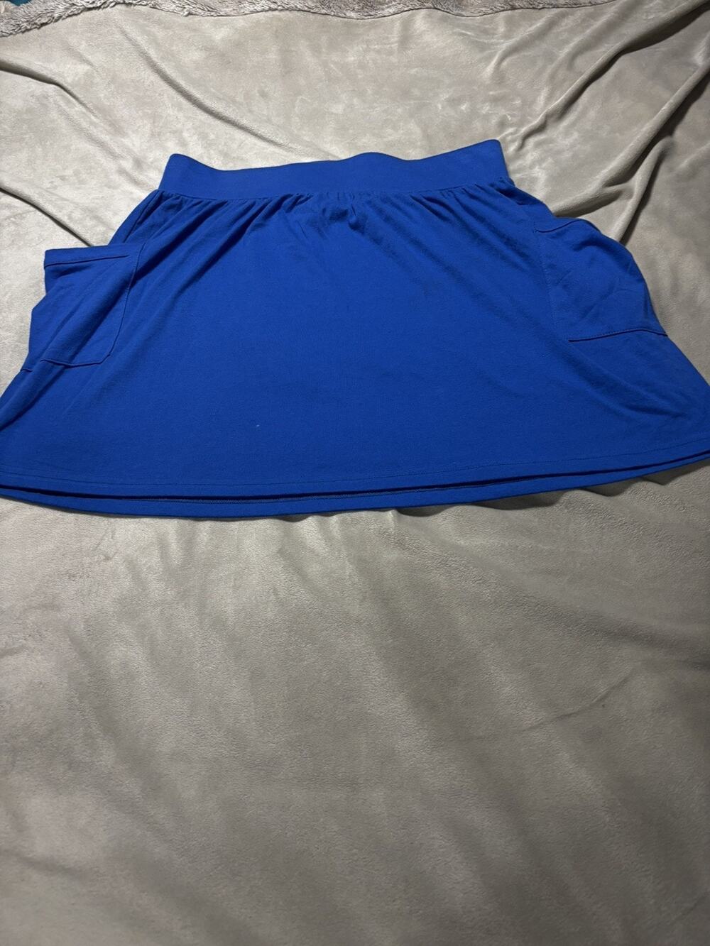 Betty Blue Women's Blue Mini Skirt Size Large Pockets Elastic Stretchy